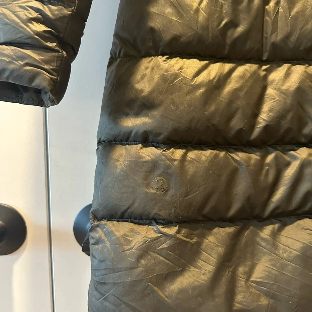 Lululemon Goose Down Winter Coat 8 - Picture 4 of 7
